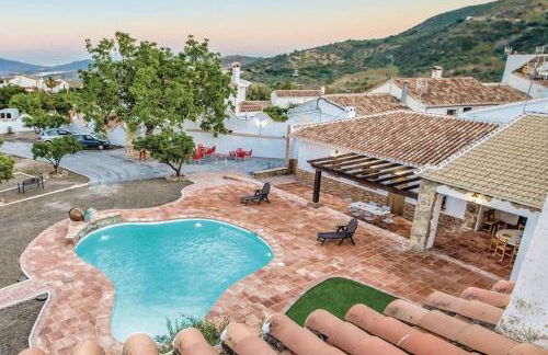 Charming Villa in Mondrón with Private Pool - Foto 1