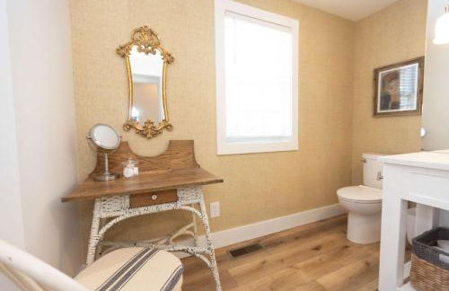 Heaven on Earth! 2 BDR Fontana Flat, Walk to Lake - Foto 48