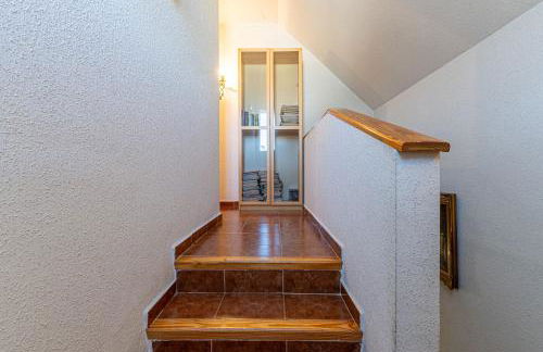 Villa con Jacuzzi exterior y Piscina cubiertos - Foto 40