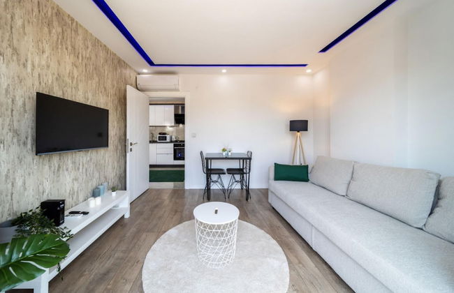 Modern and Central Home Near Beach in the Heart of Antalya - Foto 1