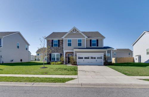 Spacious Home with Fireplace - Near Golf! - Foto 37