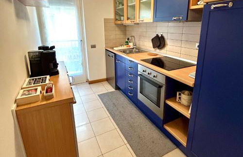 Riva Family Home - Central Apartment - Photo 11