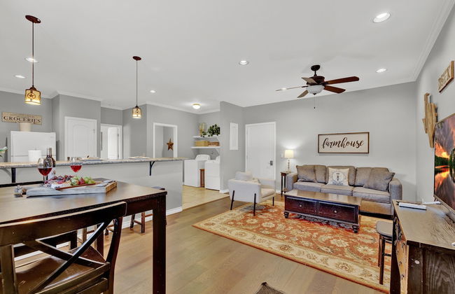 Luxurious Hill Country Retreat With Pool and Firepit! - Photo 10