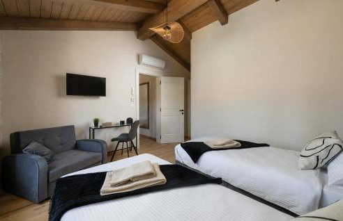 Nice Home In Zminj With Sauna - Photo 39