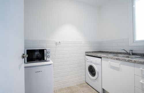 Apartamentos La Marina - Foto 10