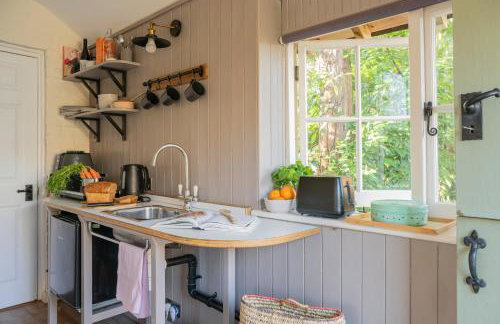 Old Mill Lodge by Huluki Sussex Stays - Foto 5