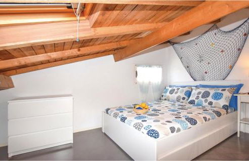 Gorgeous Home In Imperia, Loc Poggi - Foto 13