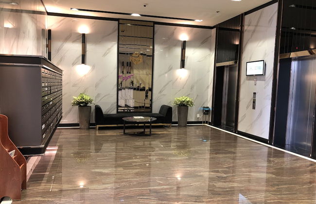 Sunny Saigon Apartments & Hotel - Photo 2