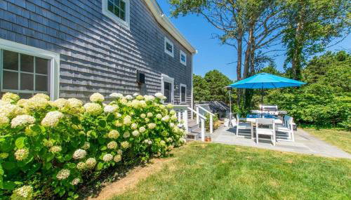 Walk to Water Access to Hiking Trails! - Foto 2