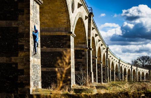 Ferienwohnung Gustav Kaiser Apartment - 60qm Design Fewo Zittauer Gebirge - Unterkunft in historischer Altstadt im Dreiländereck - Foto 33