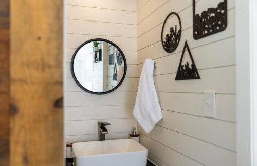New The Wildflower Cozy Container Home - Foto 38