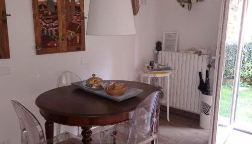 Minimal Chic House Parking and Private garden - Photo 3