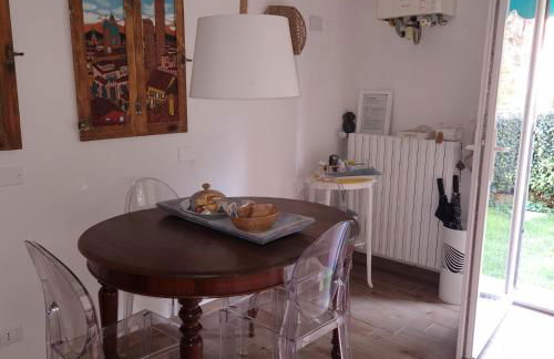 Minimal Chic House Parking and Private garden - Foto 17