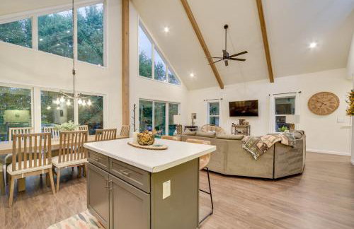 Waterfront Webster Cabin with Dock on Warner Lake! - Foto 13