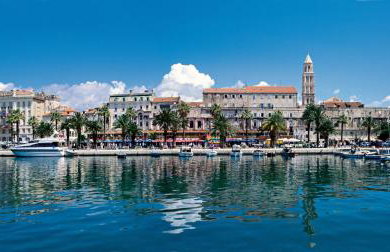 Spacious Apartment Center - Photo 54