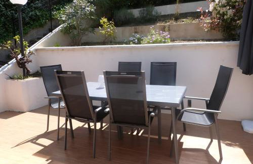 GASETIENNE Mazet T2 dans domaine avec piscines et tennis - Photo 3