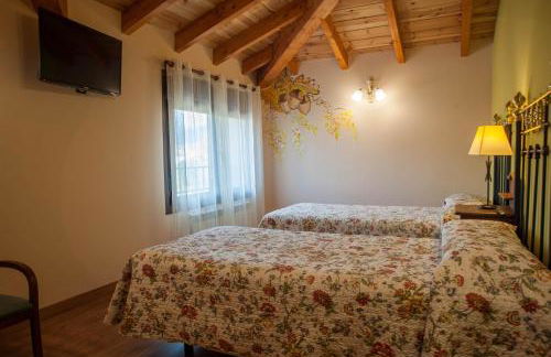 Los Robles II - Photo 13