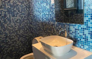 House with balcony on the sea - Photo 9