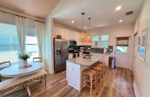 The Orange Blossom Suite Near UF Shands D-town - Photo 5