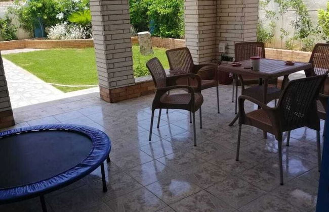 Blue House 4-bed Villa in North Coast Area - Photo 9