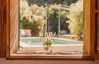 Villa renovada vista al mar y piscina climatizada - Foto 6