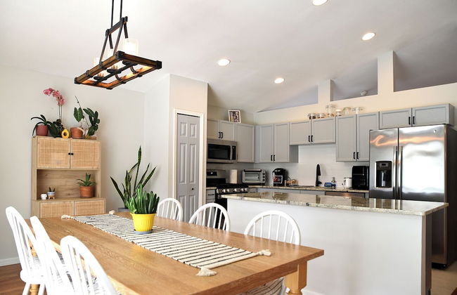 Artisan Poolside Paradise near Disney - Photo 20