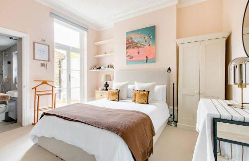 Luxury King-Bed EnSuite with Quiet Private Patio - Foto 1