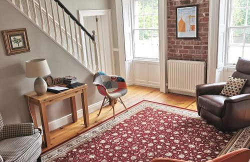 Spacious 3 Bedroom Apartment in Hillsborough, NI - Foto 10