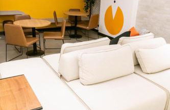Loft 600m da Praia com Piscina e Ar - Foto 47