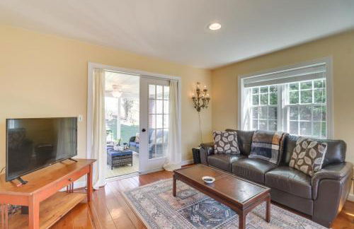 Rural and Spacious Virginia Home on about 2 Acres! - Foto 7