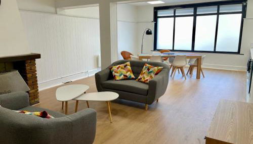 Maison Spacieuse 12pers et 4 SdB - Tout Confort - Parking Gratuit - Foto 3