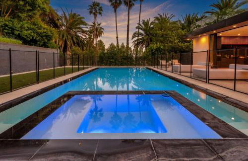 Luxury 6BR Beverly Hills Villa with Pool and Views - Photo 6