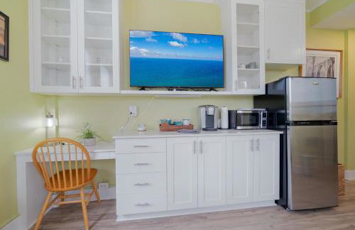 Palm Beach Island Condominiums - Photo 9