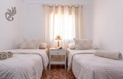 CITY CENTER AND NEXT TO THE BEACH 3 BEDROOMs - Foto 13