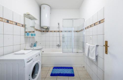 Meje seafront suite - Photo 28