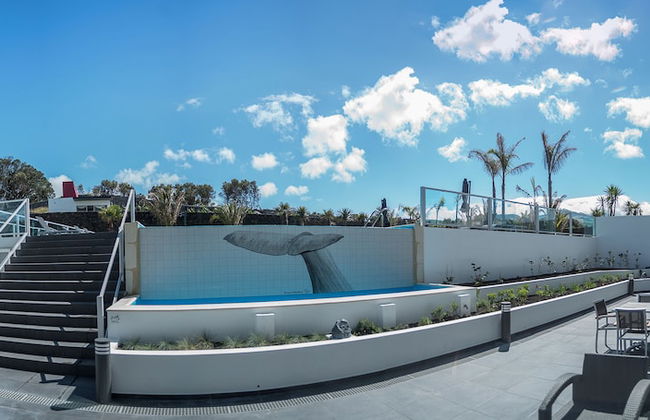 Whales Bay Hotel - Photo 67