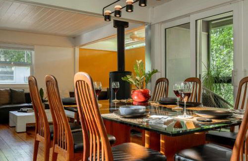 TreeTops Spacious Architectural Retreat - Foto 26