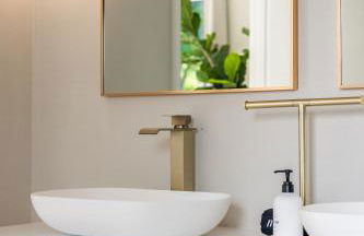 @ Marbella Lane - Vibrant & Chic Designer Home - Photo 33