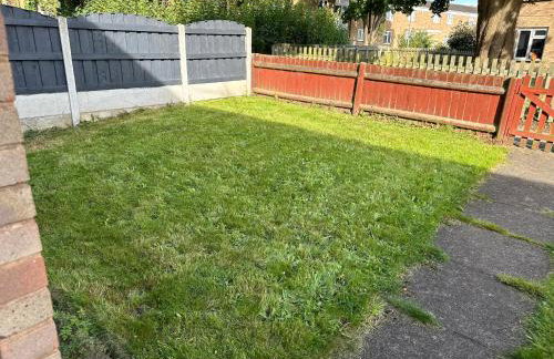 A Charming 3 Bed home next to NEC and Birmingham International Airport - Foto 32