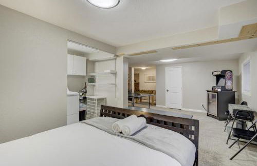 Spacious Rockrimmon Getaway - Sleeps 14 - GameRoom - Foto 41