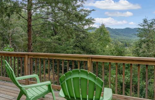 1 bedroom with a loft and hot tub cabin 45 minutes to Asheville - Foto 37