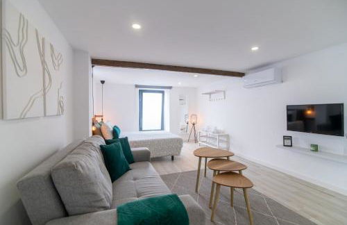 Azores Black Mountain House, Estúdio e T2 Ilha do Pico - Photo 35