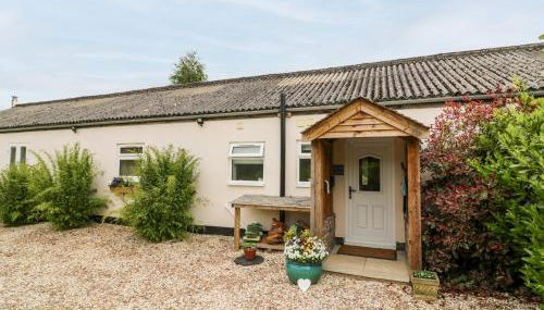 Willow Lodge - Photo 1