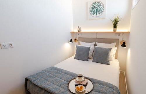 Authentic Studio with Terrace by HostWise - Foto 60