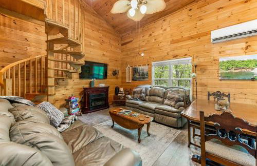 Peaceful Hideaway Treehouse near Little River Canyon - Foto 66