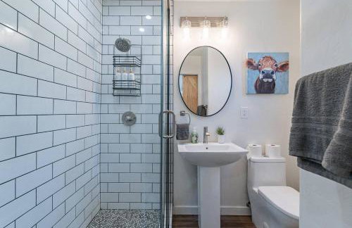 Downtown Bungalow -Duplex - EV Charger - Foto 57