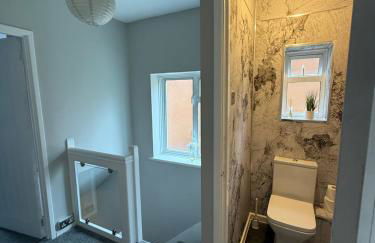 Charming 3 BR - NEC HS2- Long Stays Wifi Parking Airport - Foto 59