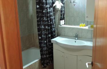 Lihas Studios - Photo 28