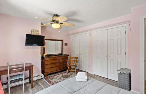 Entire Home in Narragansett - Photo 21