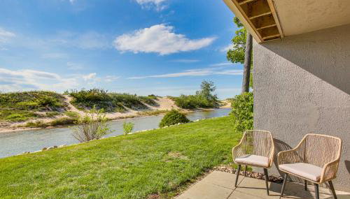 Glen Arbor Riverfront Retreat Steps to Beach! - Foto 2